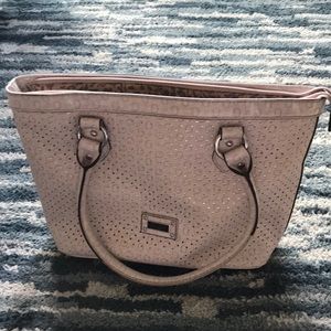 Guess tote